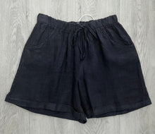 Load image into Gallery viewer, Linen shorts - navy
