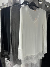 Load image into Gallery viewer, Lace edge top - white