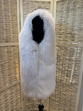 Load image into Gallery viewer, Faux Fur Gilet - Ivory