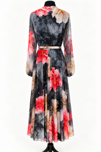 Load image into Gallery viewer, Sienna - Floral Dress