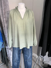 Load image into Gallery viewer, Dobbie blouse - sage
