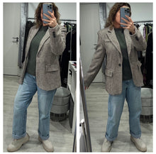 Load image into Gallery viewer, Tweed style blazer
