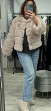 Load image into Gallery viewer, Faux fur jacket - beige
