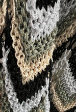 Load image into Gallery viewer, Danni crochet - beige/multi
