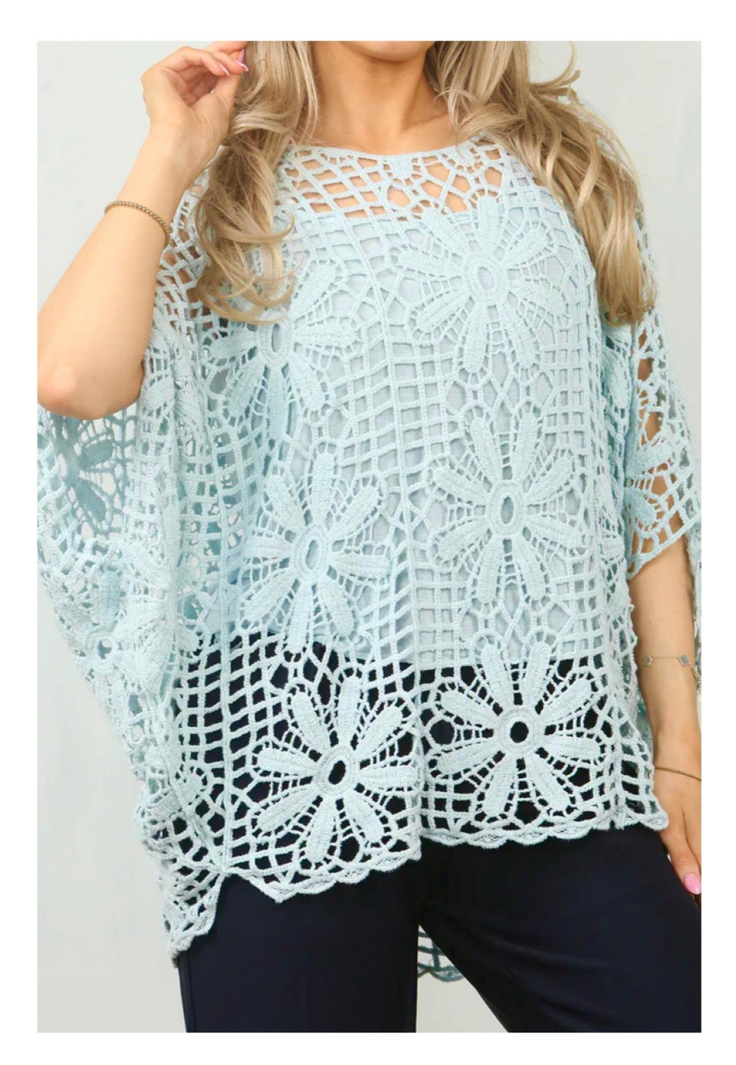 Crochet tops - mint
