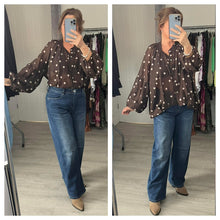Load image into Gallery viewer, Dottie blouse
