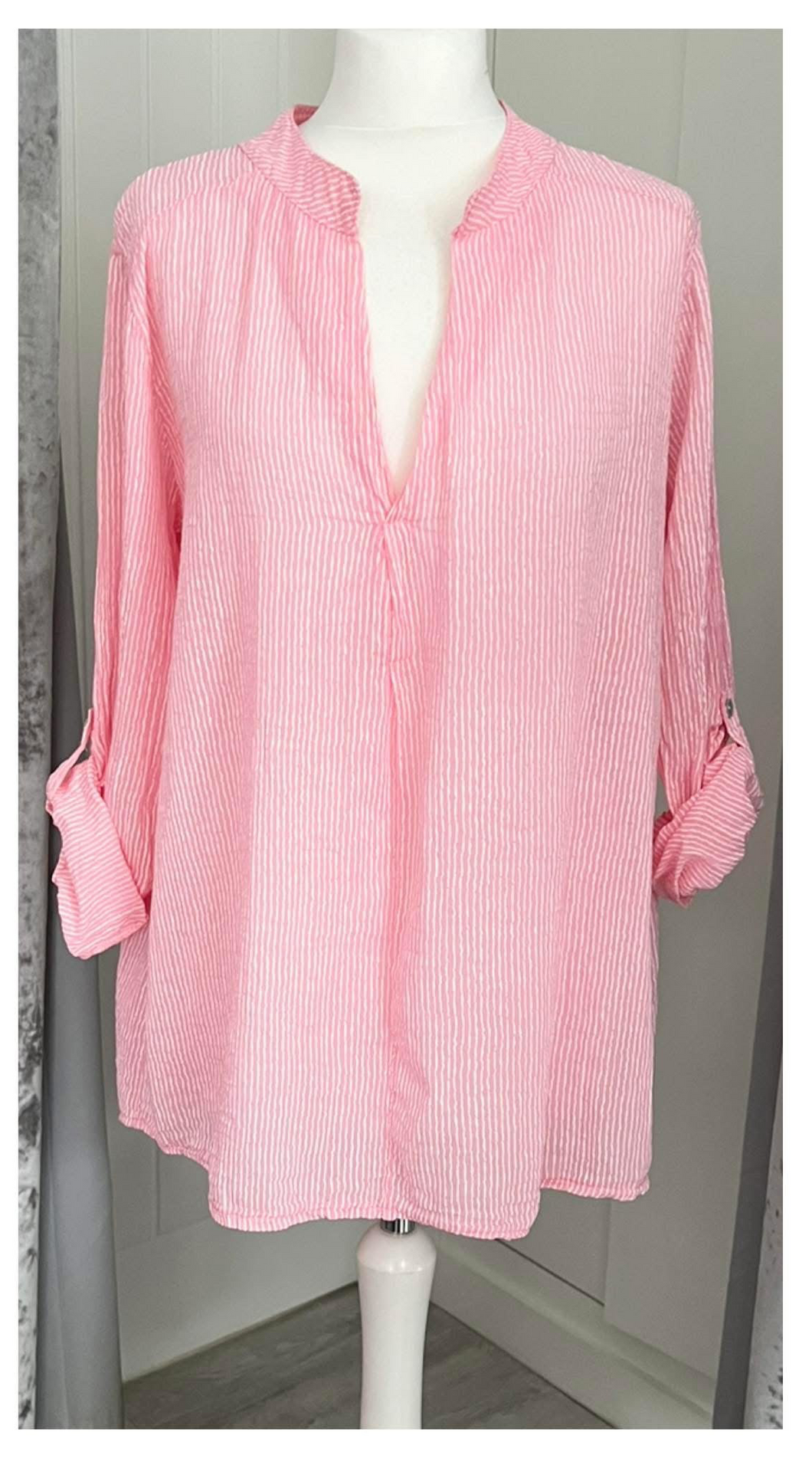 Finella tops
