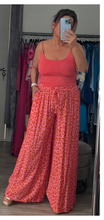Load image into Gallery viewer, Leah trousers - coral/pink
