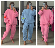 Load image into Gallery viewer, Comfy tracksuit
