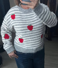 Load image into Gallery viewer, Strawberry stripe

