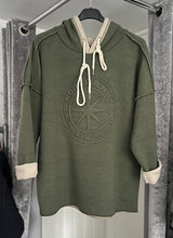 Load image into Gallery viewer, Warm Hoodie
