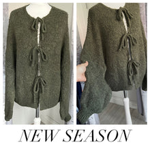 Load image into Gallery viewer, Tie cardie
