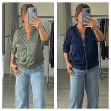 Load image into Gallery viewer, Silky zip jacket/top
