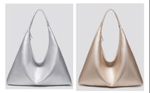 Load image into Gallery viewer, Metallic slouch - gold
