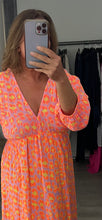Load image into Gallery viewer, Tia dress

