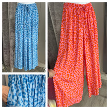 Load image into Gallery viewer, Leah trousers - coral/pink
