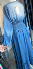 Load image into Gallery viewer, Niki dress
