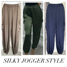 Load image into Gallery viewer, Silky joggers
