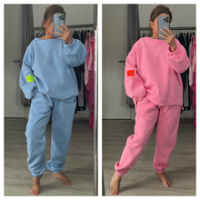 Load image into Gallery viewer, Comfy tracksuit
