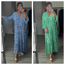 Load image into Gallery viewer, Leona dress
