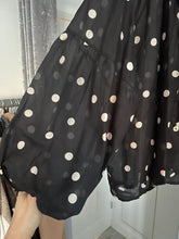 Load image into Gallery viewer, Dottie blouse
