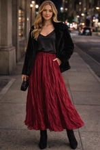 Load image into Gallery viewer, Satin crinkle skirt - red
