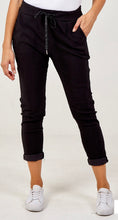 Load image into Gallery viewer, Magic plain trousers

